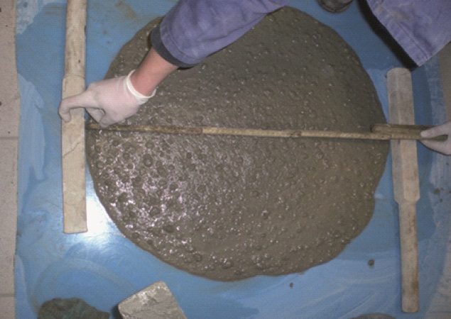 wielkość rozpływu, beton samozagęszczalny